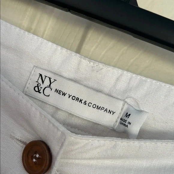 NWT New York & Company pleated front white linen blend pants size medium - Picture 3 of 5